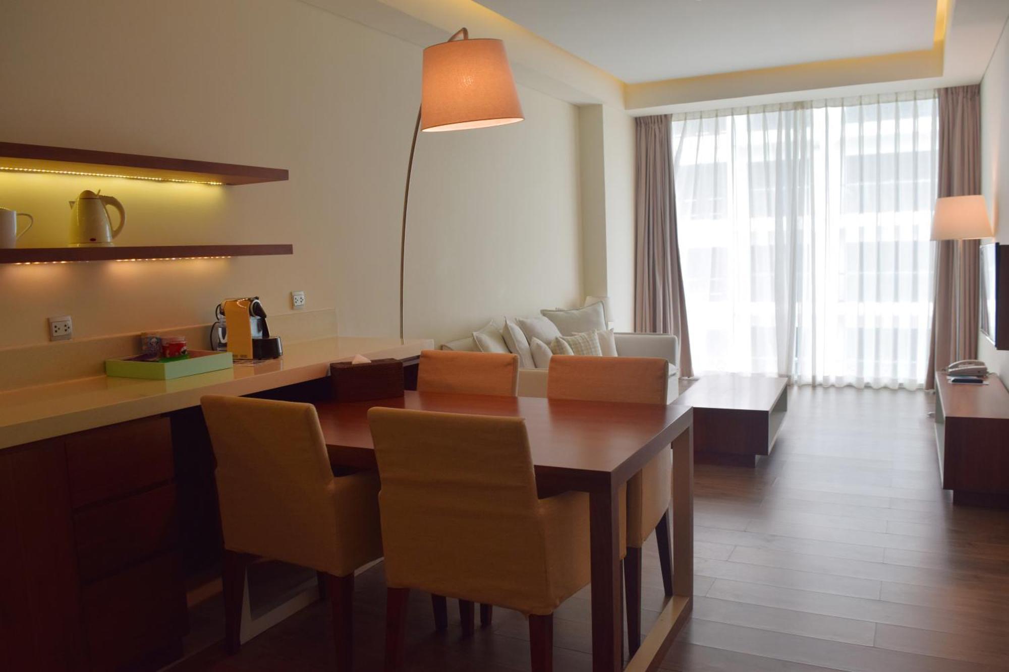 A La Carte Da Nang Beach Exterior photo
