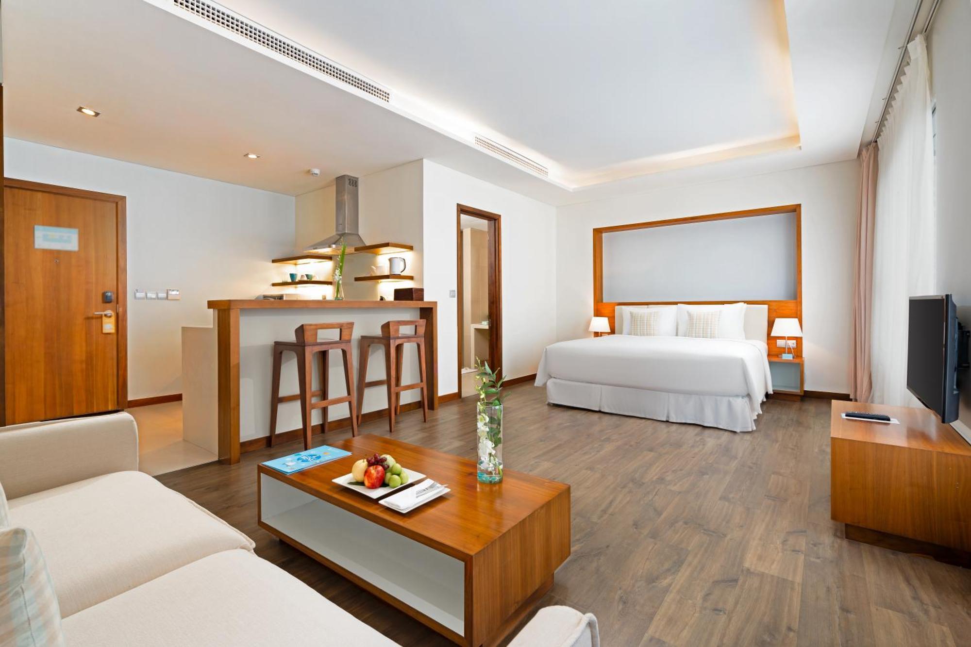 A La Carte Da Nang Beach Exterior photo