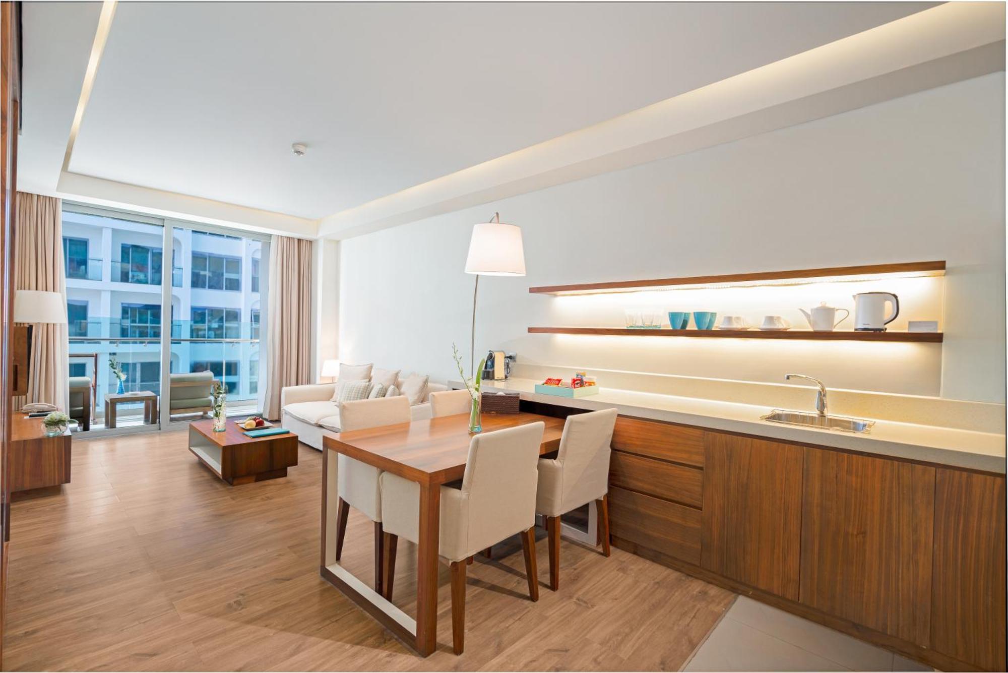 A La Carte Da Nang Beach Exterior photo