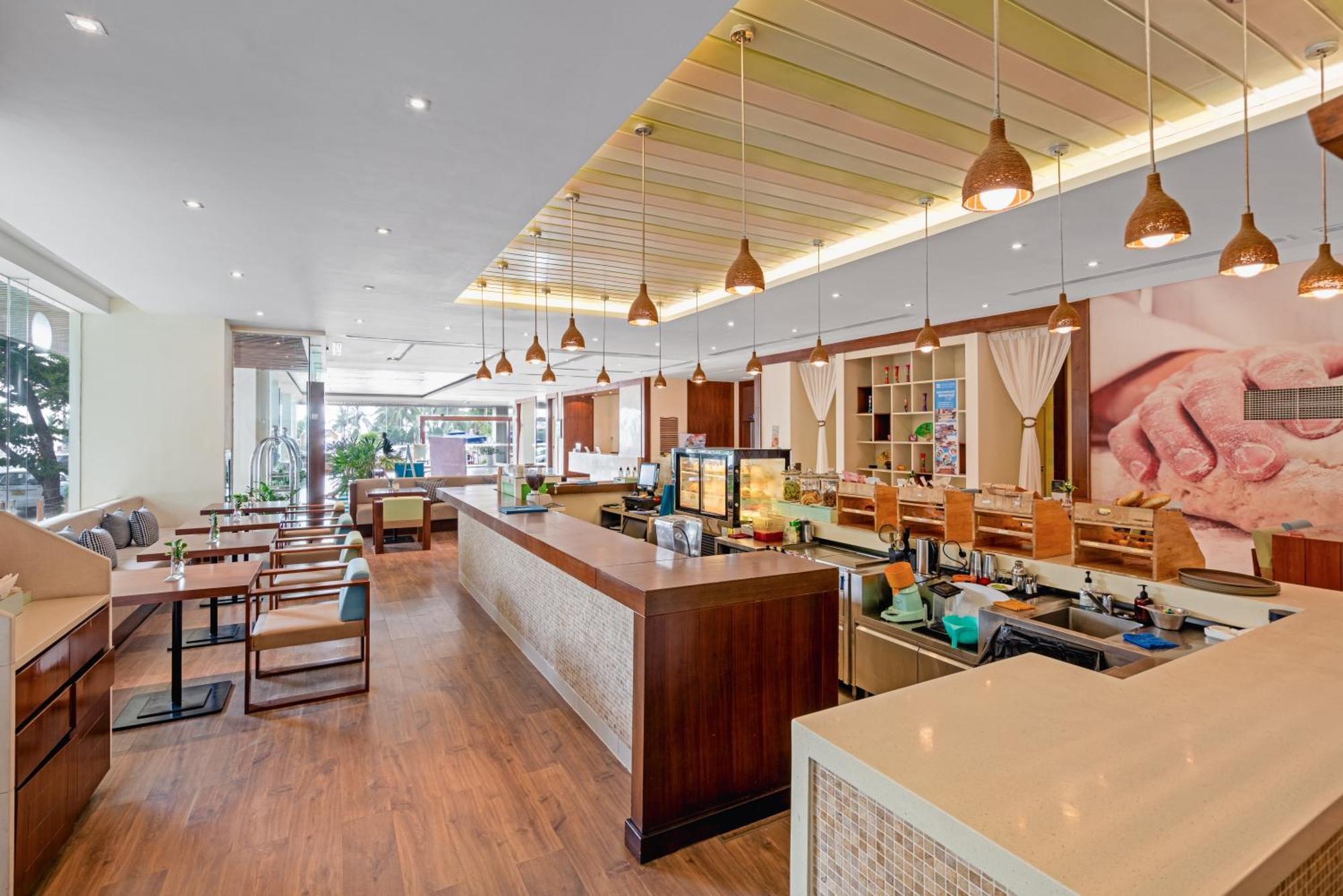 A La Carte Da Nang Beach Exterior photo